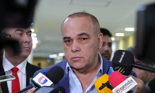 Bachibabies y allegados sin título llenan las oficinas del Congreso bajo la presidencia de Bachi Núñez - OviedoPress