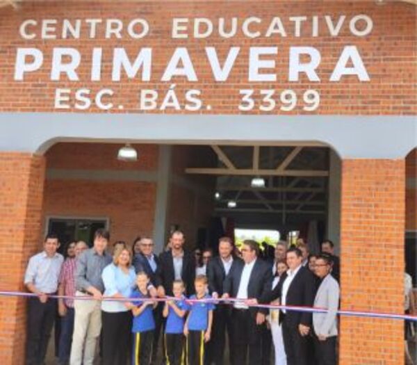 Un Futuro Brillante Comienza: La Emotiva Inauguración de la Escuela Primavera en Bergthal.
