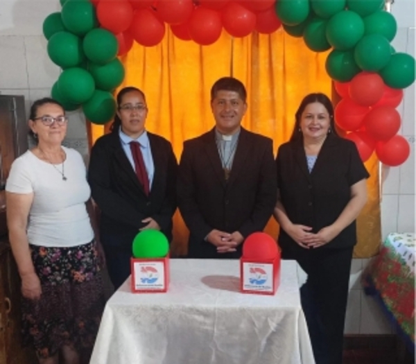 Significativo almuerzo de fin de año en el Hogar de Ancianos Santa Lucía de Villarrica.