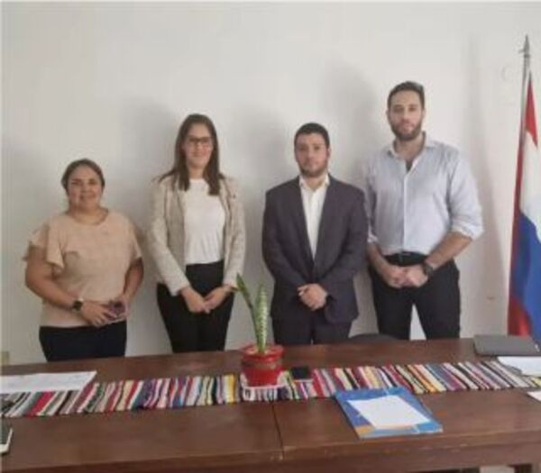 Reunión sobre protección de instituciones educativas ante la fumigación con agroquímicos.