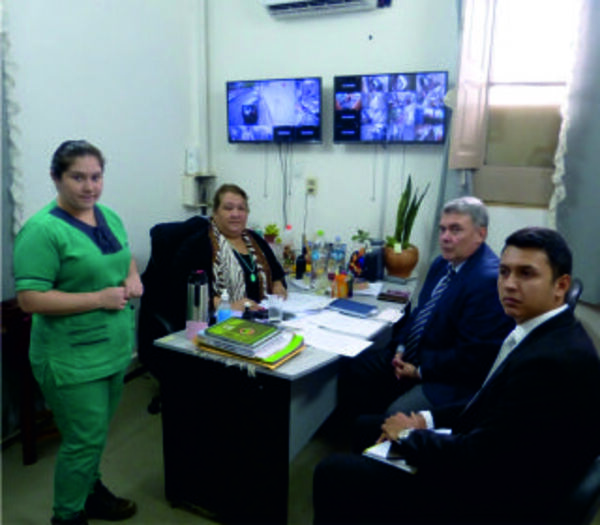 El Defensor del Pueblo realizó una visita al Centro Penitenciario de Mujeres Casa del Buen Pastor.