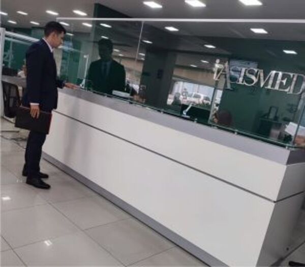 Intervención ante cobro excesivo del estacionamiento en el Sanatorio La Costa.