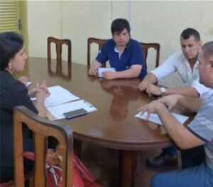 Reunión con representantes del INDI, con el fin de dar seguimiento a reclamos de grupos indígenas.