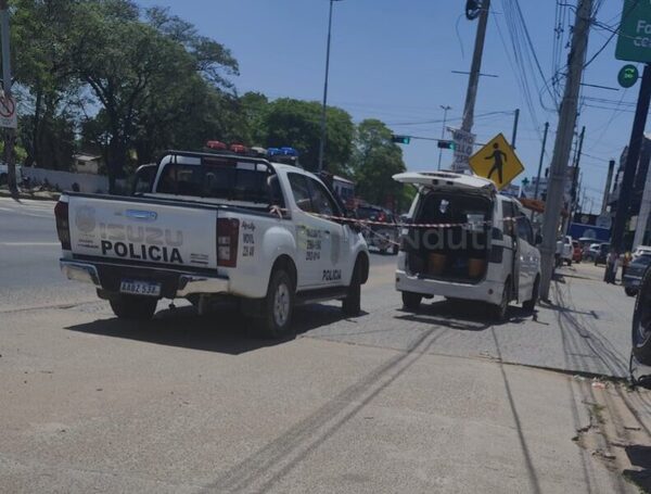 Asalto a mano armada en Loma Pytã