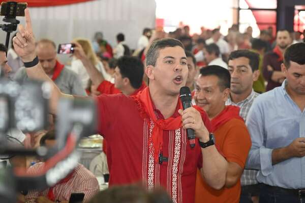 AUDIO: Peña buscaría reformar la Constitución para cambiar lo relacionado a impuestos inmobiliarios - Periodísticamente - ABC Color