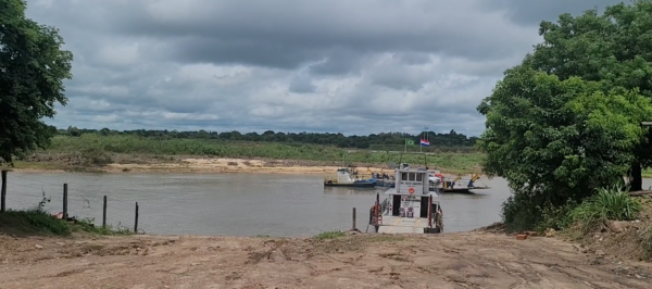 Habitantes de Carmelo Peralta enfrentan una grave crisis de agua potable