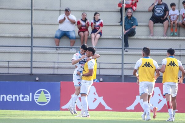Versus / ¡Nacional gana y vuelve a presionar bien arriba!