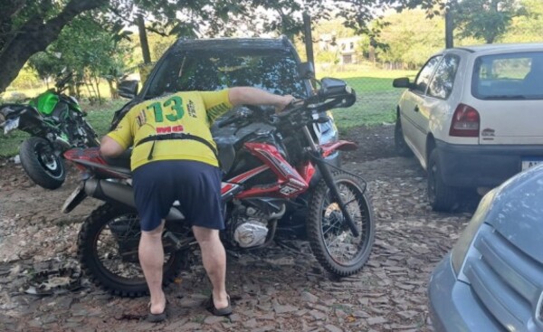 Triple choque tránsito deja daños materiales y un lesionado