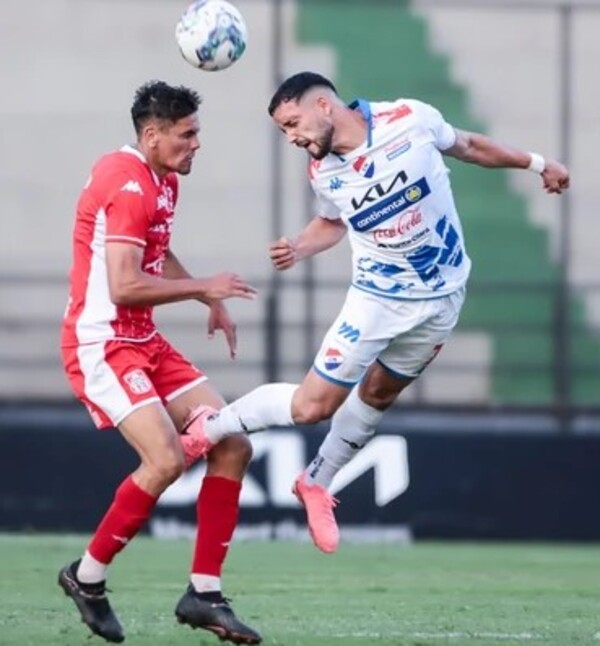 Nacional triunfo por mínima y vuelve a acortar distancia respecto al lider
