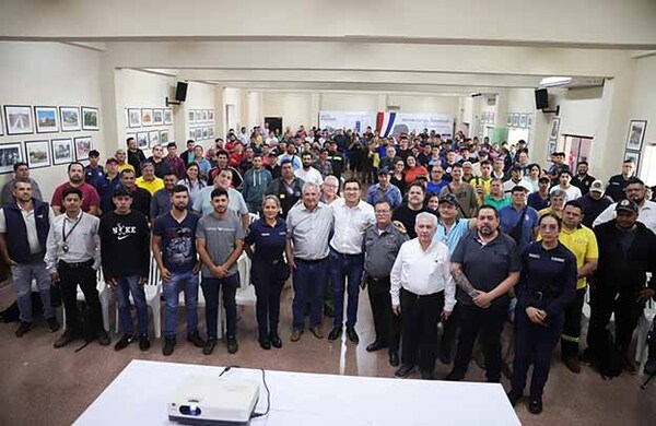 Éxito total en campaña “Usá Casco” de la Gobernación de Alto Paraná | DIARIO PRIMERA PLANA