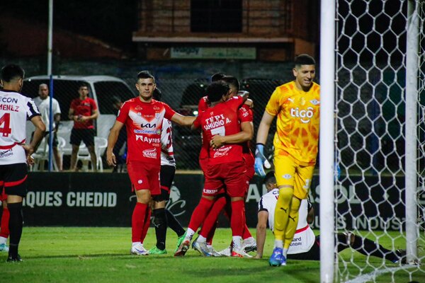 Ameliano continua en racha positiva y profundiza el mal momento de Libertad - 1000 Noticias