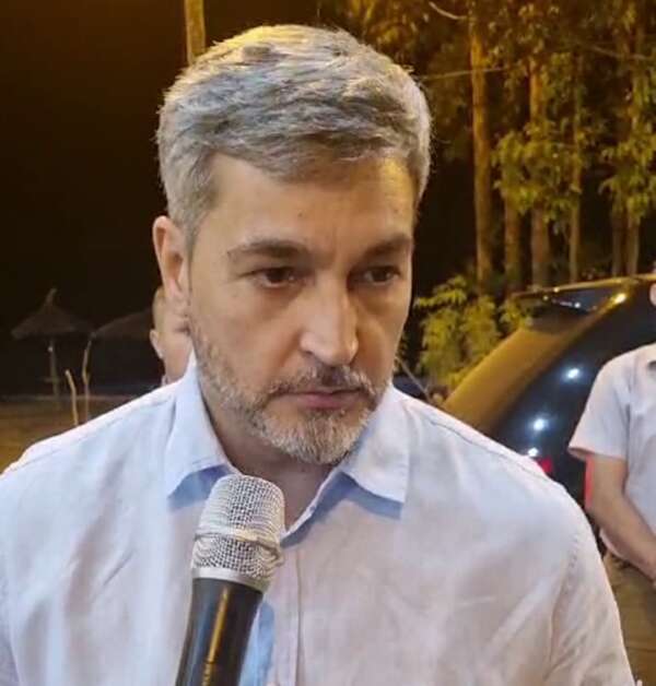 Abdo Benítez arremete contra Comisión “garrote” - Política - ABC Color