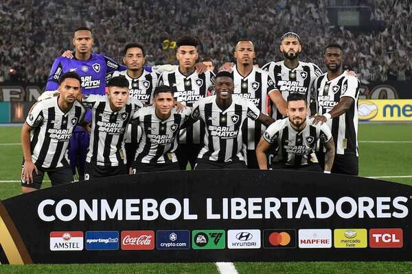 Botafogo se juega el liderato en Brasil tras golear en la Libertadores - Fútbol Internacional - ABC Color