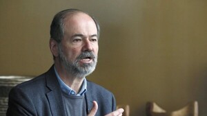 Juan Villoro: “Los libros son un antídoto a la dictadura del algoritmo”