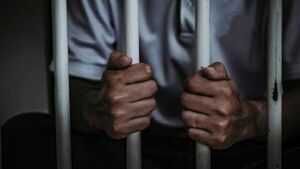 Condenan a 20 años de cárcel para hombre que abusó de su hija - 1000 Noticias