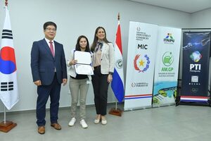 Técnicos culminan capacitaciones sobre vehículos eléctricos - .::Agencia IP::.