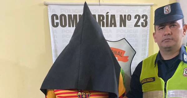 La Nación / Carcelero ebrio acudió a comisaría esteña mientras era denunciado por agresión