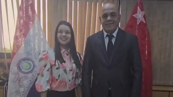 Senador insta a la ciudadanía reaccionar ante contrataciones con altos salarios en el Congreso - 1000 Noticias