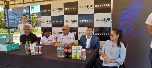 Gran Expectativa en la Presentación de la "Clavada de Bandera" de la EXPOSUR en Encarnación