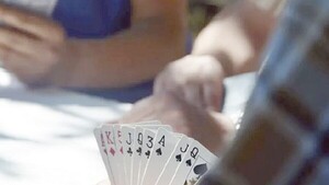 “Mi marido pierde plata jugando baraja y estoy a punto de dejarle”