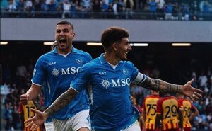 Versus / Nápoles apuntala su liderato con un cuarto triunfo al hilo
