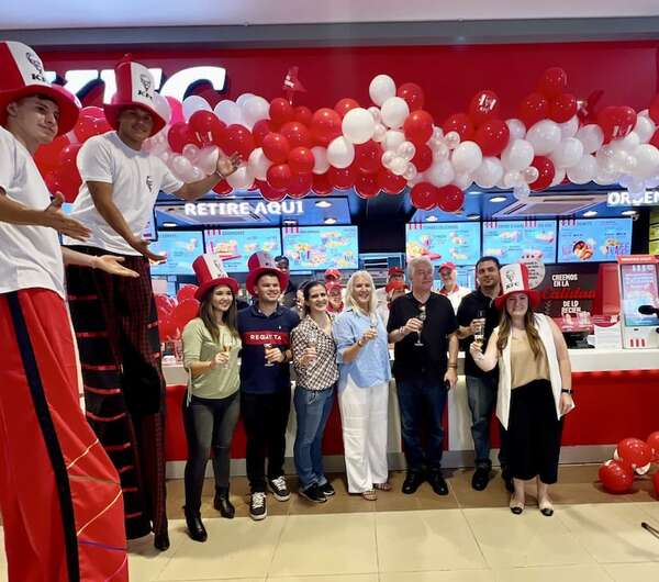 Los 10 años de KFC en Paraguay - Empresariales - ABC Color