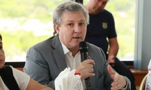 Senador Filizzola cuestiona ataques del presidente Peña contra la prensa