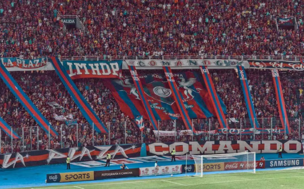 Unidos por Cerro Porteño: La Plaza y Comando se disuelven para formar “La Mejor Hinchada del País”