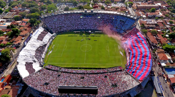 Olimpia y Cerro Porteño buscan romper rachas históricas en el superclásico