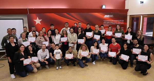 La Nación / Culminó con éxito el diplomado sobre “El arte de comunicar”