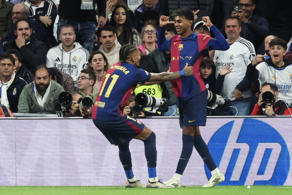 Versus / ¡Imparable! Barcelona destroza al Real Madrid en el Bernabéu