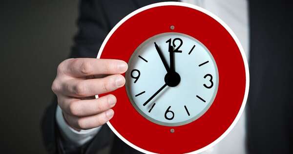 La Nación / Los niños son “especialmente vulnerables” a los cambios de hora, según experto