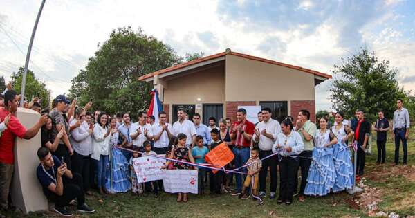 La Nación / Peña impulsa inversiones sociales masivas en jornadas de gobierno
