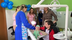 Hospital Regional de Cnel. Oviedo: habilitan el primer consultorio odontológico inclusivo - 1000 Noticias
