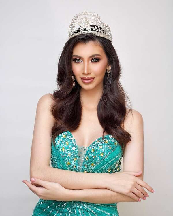 Jimena Sosa viaja a Japón para representarnos en el Miss International - Gente - ABC Color