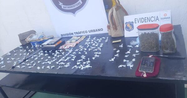 La Nación / Detienen a una mujer e incautan cocaína en su poder