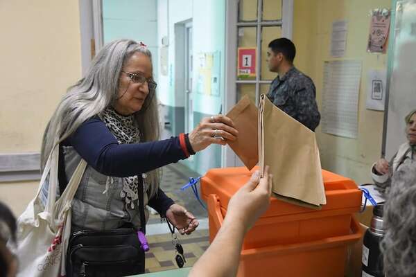 Elecciones en Uruguay: más del 40% del padrón votó en las elecciones durante las primeras cuatro horas - Mundo - ABC Color