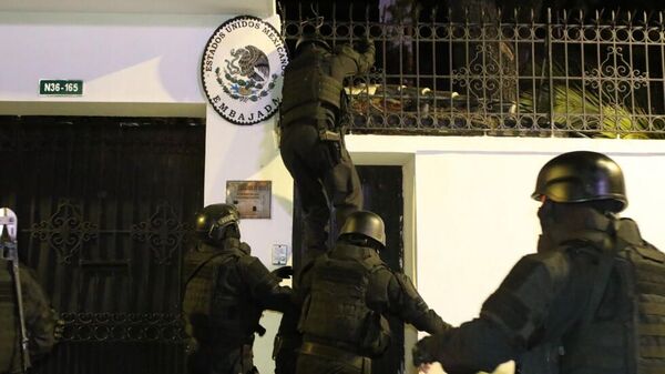 EE.UU. condena irrupción de Ecuador en embajada de México