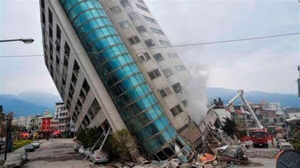 Al menos 9 muertos y cientos de heridos tras terremoto en Taiwán