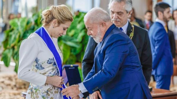 Lula condecoró a Alberto Fernández