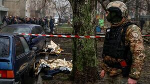 Un helicóptero se estrelló cerca de un jardín de niños en Ucrania: hay al menos 18 muertos, entre ellos el ministro de Interior