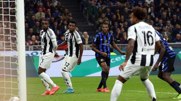 Inter y 'Juve' exhiben poderío en un clásico histórico
