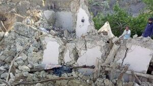 Más de mil muertos y cientos de heridos en un fuerte terremoto en Afganistán