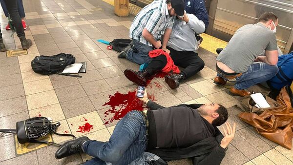 Tiroteo en metro de Nueva York deja varios heridos