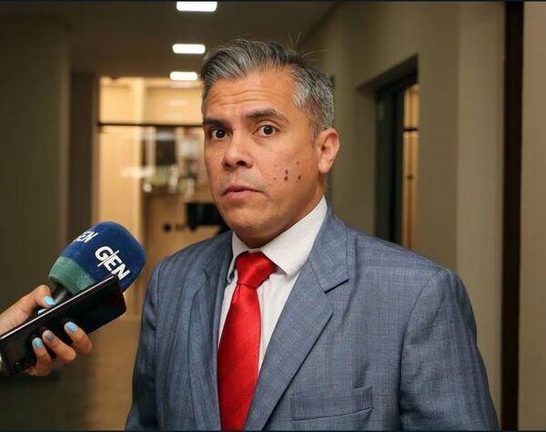 Eduardo Gonzalez: “Mario Abdo Benítez es in cínico que llenó sus bolsillos en pandemia”