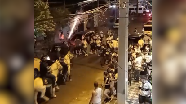 Video: nuevos incidentes tras culminar el superclásico - Policiales - ABC Color