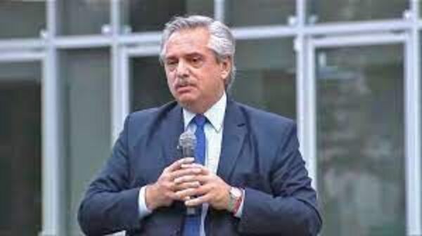 Presidente argentino da positivo al COVID-19