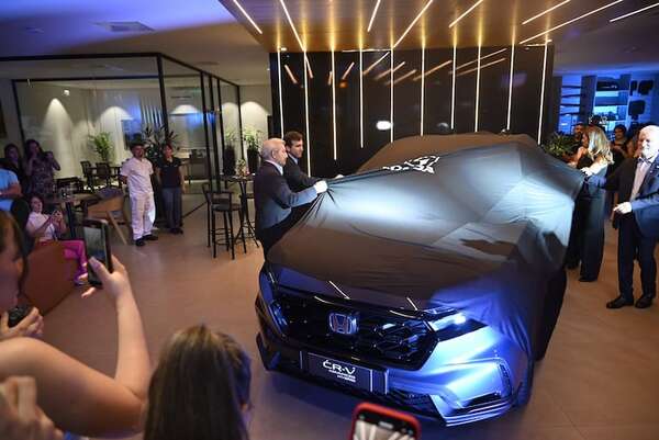 Vicar SA inaugura sucursal en Ciudad del Este y presenta Honda CR-V Advanced Hybrid - ABC en el Este - ABC Color