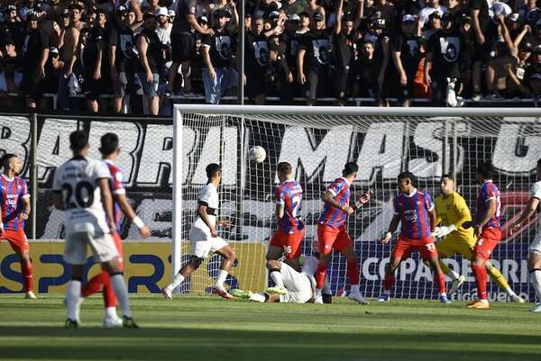 Olimpia 3-Cerro Porteño 0: Expreso arrollador - Fútbol - ABC Color