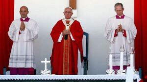 Aprovechar la pandemia para eliminar desigualdades, dice Francisco